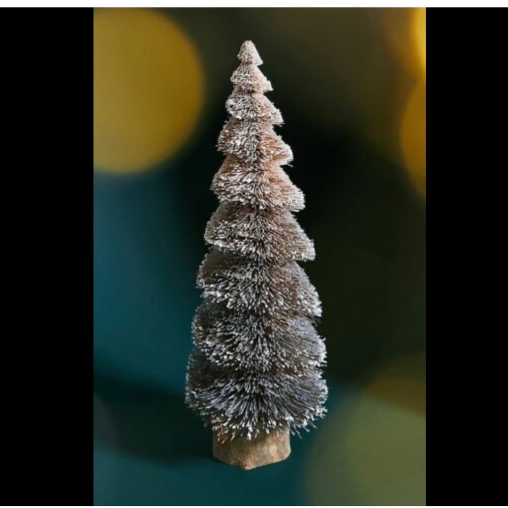 XL Anthropologie Ombré Frosted Sisal Brush Tree